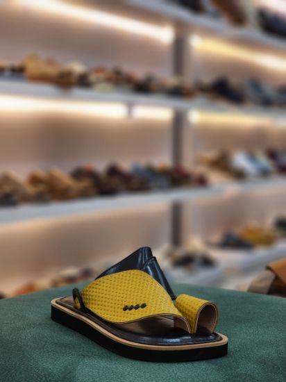 صورة شرقي اكس مطرز